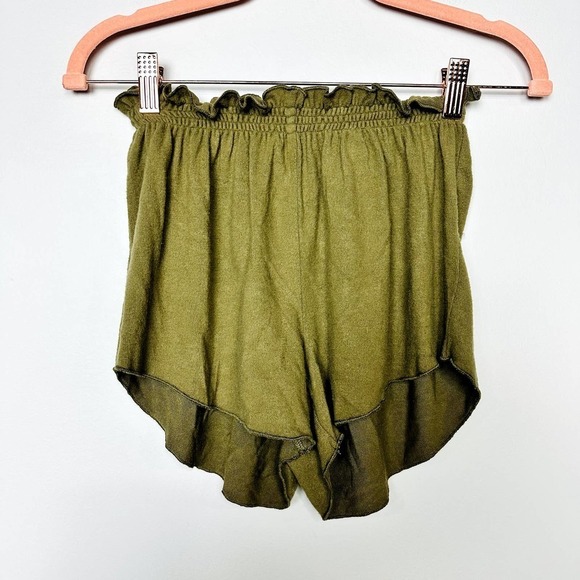Chaser NWT Paperbag Elastic Waist Pull-On Comfy Lounge Shorts Green Size Medium - Picture 1 of 5